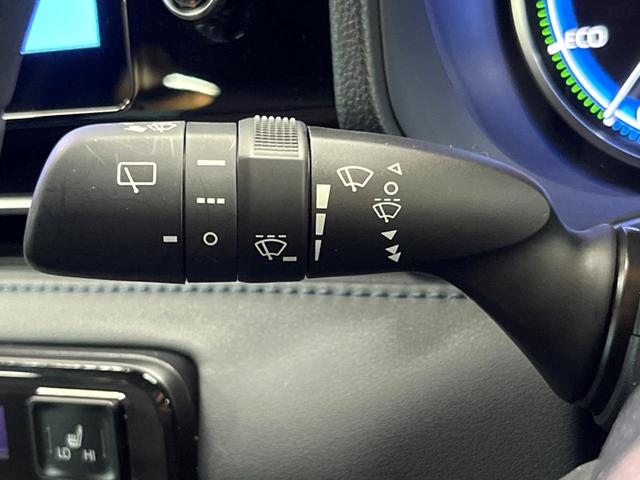 ヴォクシー ハイブリッドS-Z 禁煙車 両側電動スライド 10型ナビ 全周囲カメラ 衝突軽減装置 レーダークルーズ ハーフレザー シートヒーター コーナーセンサー レーンキープ 三眼LEDヘッド パーキングアシスト デジタルミラー(40枚目)