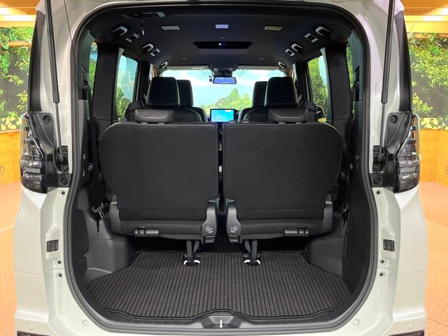 ヴォクシー ハイブリッドS-Z 禁煙車 両側電動スライド 10型ナビ 全周囲カメラ 衝突軽減装置 レーダークルーズ ハーフレザー シートヒーター コーナーセンサー レーンキープ 三眼LEDヘッド パーキングアシスト デジタルミラー(56枚目)