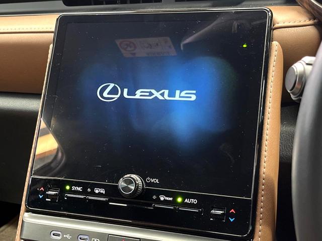 LBX リラックス 4WD 禁煙 モデリスタエアロ 9型ディスプレイ 全周囲カメラ ブラインドスポットモニター レーダークルーズ LEDヘッド オートハイビーム 電動リアゲート 茶革 シートヒーター 純正18インチアルミ(4枚目)