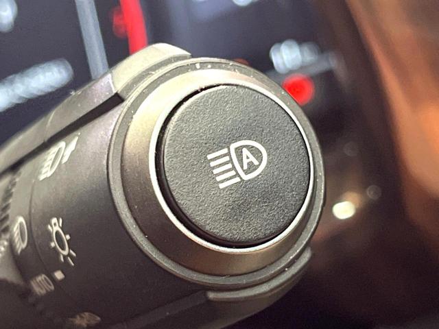 LBX リラックス 4WD 禁煙 モデリスタエアロ 9型ディスプレイ 全周囲カメラ ブラインドスポットモニター レーダークルーズ LEDヘッド オートハイビーム 電動リアゲート 茶革 シートヒーター 純正18インチアルミ(8枚目)