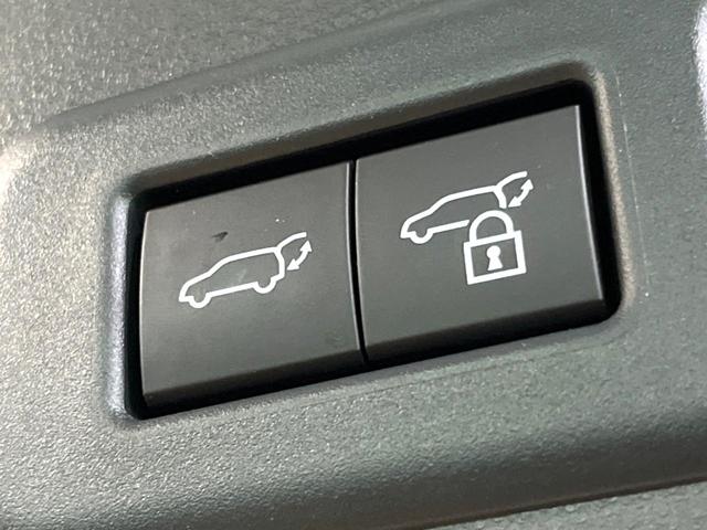 LBX リラックス 4WD 禁煙 モデリスタエアロ 9型ディスプレイ 全周囲カメラ ブラインドスポットモニター レーダークルーズ LEDヘッド オートハイビーム 電動リアゲート 茶革 シートヒーター 純正18インチアルミ(11枚目)