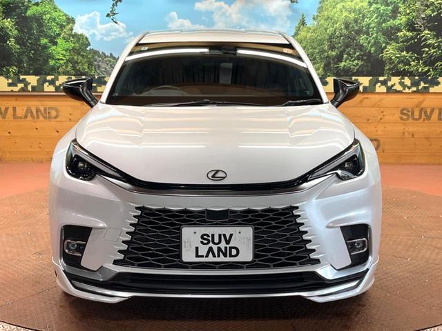 LBX リラックス 4WD 禁煙 モデリスタエアロ 9型ディスプレイ 全周囲カメラ ブラインドスポットモニター レーダークルーズ LEDヘッド オートハイビーム 電動リアゲート 茶革 シートヒーター 純正18インチアルミ(17枚目)