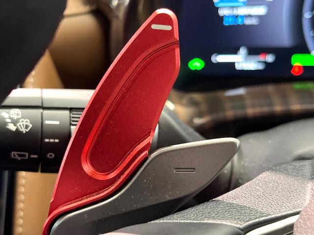 LBX リラックス 4WD 禁煙 モデリスタエアロ 9型ディスプレイ 全周囲カメラ ブラインドスポットモニター レーダークルーズ LEDヘッド オートハイビーム 電動リアゲート 茶革 シートヒーター 純正18インチアルミ(43枚目)