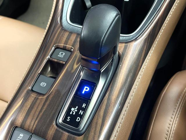 LBX リラックス 4WD 禁煙 モデリスタエアロ 9型ディスプレイ 全周囲カメラ ブラインドスポットモニター レーダークルーズ LEDヘッド オートハイビーム 電動リアゲート 茶革 シートヒーター 純正18インチアルミ(52枚目)