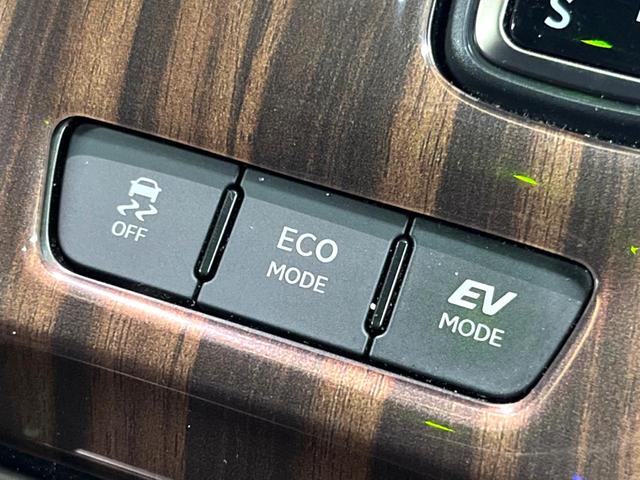 LBX リラックス 4WD 禁煙 モデリスタエアロ 9型ディスプレイ 全周囲カメラ ブラインドスポットモニター レーダークルーズ LEDヘッド オートハイビーム 電動リアゲート 茶革 シートヒーター 純正18インチアルミ(54枚目)