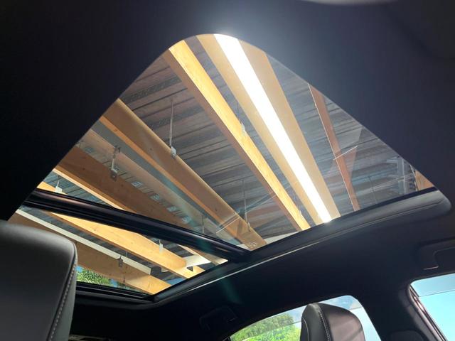 ハリアー プレミアム 禁煙車 パノラマルーフ BIG-X9型ナビフルセグ レーダークルーズ 衝突軽減装置 オートハイビーム レーンキープ 電動リアゲート パワーシート LEDヘッド&フォグ Bluetooth ETC(3枚目)