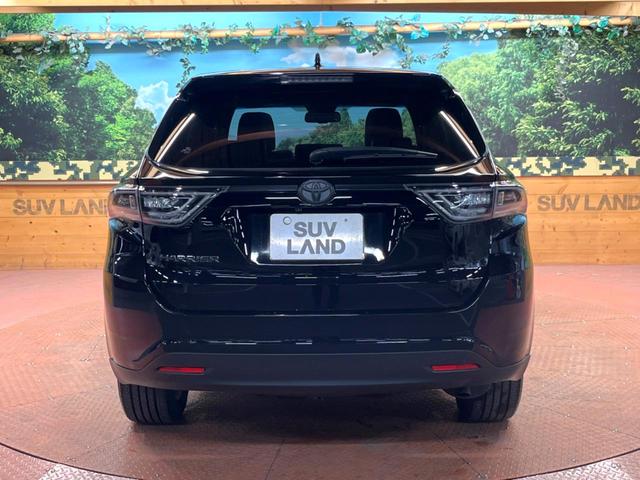 ハリアー プレミアム 禁煙車 パノラマルーフ BIG-X9型ナビフルセグ レーダークルーズ 衝突軽減装置 オートハイビーム レーンキープ 電動リアゲート パワーシート LEDヘッド&フォグ Bluetooth ETC(17枚目)