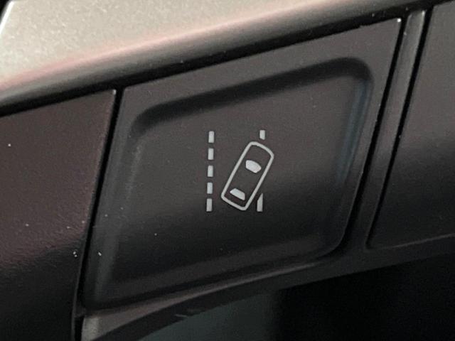 ハリアー プレミアム 禁煙車 パノラマルーフ BIG-X9型ナビフルセグ レーダークルーズ 衝突軽減装置 オートハイビーム レーンキープ 電動リアゲート パワーシート LEDヘッド&フォグ Bluetooth ETC(36枚目)