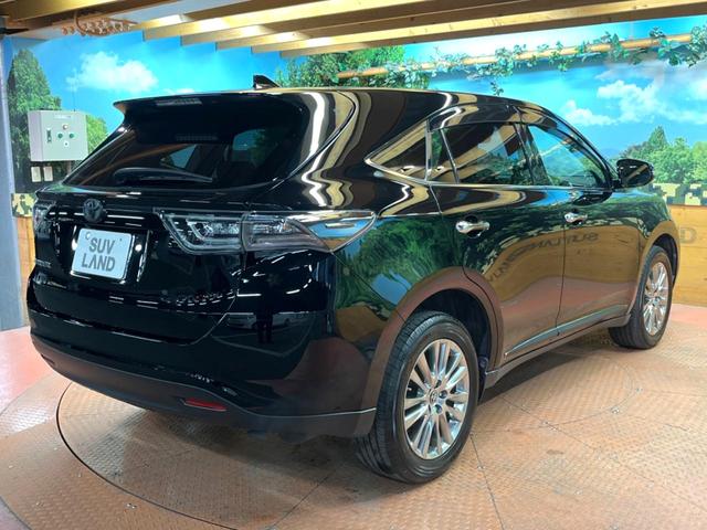 ハリアー プレミアム 禁煙車 パノラマルーフ BIG-X9型ナビフルセグ レーダークルーズ 衝突軽減装置 オートハイビーム レーンキープ 電動リアゲート パワーシート LEDヘッド&フォグ Bluetooth ETC(52枚目)