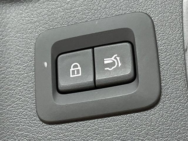 CX-80 XD Lパッケージ 禁煙車 サンルーフ 純正12型ナビ 全周囲カメラ レーダークルーズ ブラインドスポットモニター 黒革 シートヒーター ステアリングヒーター パワーバックドア LEDヘッド 純正20インチアルミ ETC(11枚目)