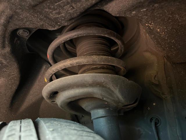 ハリアー G 禁煙車 純正8型ディスプレイ ナビキット バックカメラ デジタルミラー ブラインドスポット レーダークルーズ パワーバックドア LEDヘッド&フォグ オートハイビーム 純正18インチAW ETC(20枚目)