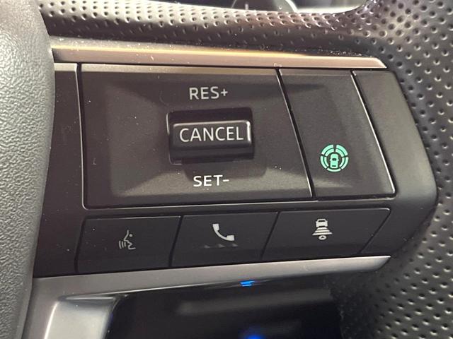 アウトランダーPHEV G 禁煙 純正9型ナビ 全周囲カメラ マイパイロット ブラインドスポットモニター 電動リアゲート ハーフレザーシート シートヒーター クリアランスソナー LEDヘッド 純正20インチアルミ ETC(5枚目)