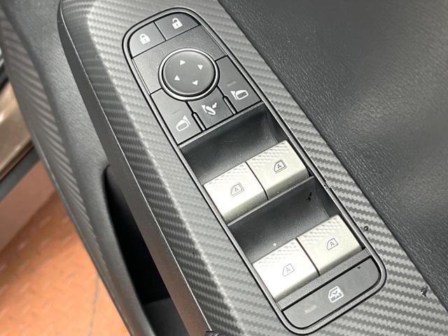 アウトランダーPHEV G 禁煙 純正9型ナビ 全周囲カメラ マイパイロット ブラインドスポットモニター 電動リアゲート ハーフレザーシート シートヒーター クリアランスソナー LEDヘッド 純正20インチアルミ ETC(32枚目)