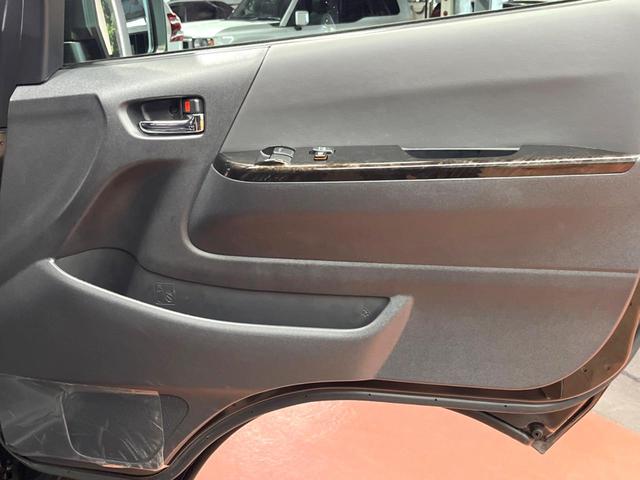 ハイエースバン スーパーGL ダークプライムII 禁煙車 BIG-X10型ナビ 全周囲カメラ 横滑り防止装置 LEDヘッド&フォグ オートハイビーム ETC ドラレコ スマートキー オートライト オートエアコン(54枚目)