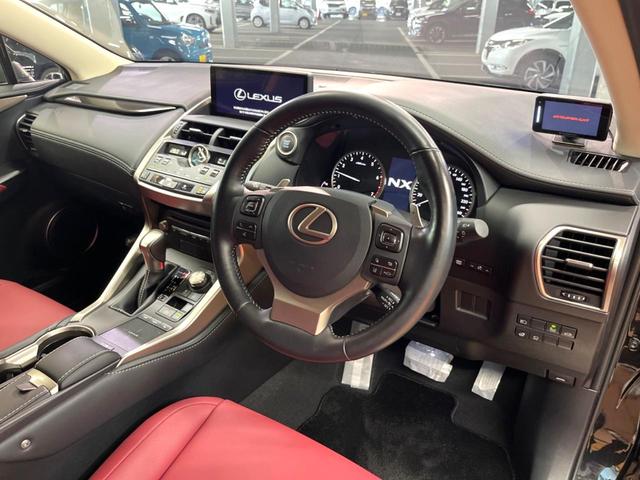 NX NX300 Iパッケージ 禁煙 純正10型ナビ 全周囲カメラ ブラインドスポットモニター レーダークルーズ 電動リアゲート 三眼LEDヘッド オートハイビーム メモリーシート シートヒーター 純正18インチアルミ ETC(21枚目)