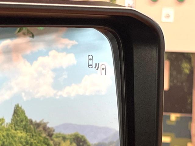 ランドクルーザー２５０ ＶＸ　禁煙　サンルーフ　純正１２型ディスプレイ　全周囲カメラ　ブラインドスポットモニター　レーダークルーズ　デジタルミラー　黒革　シートベンチレーション　丸目ＬＥＤヘッド　純正１８インチアルミ　ＥＴＣ（6枚目）