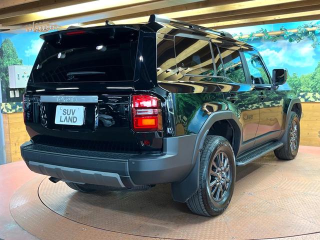 ランドクルーザー２５０ ＶＸ　禁煙　サンルーフ　純正１２型ディスプレイ　全周囲カメラ　ブラインドスポットモニター　レーダークルーズ　デジタルミラー　黒革　シートベンチレーション　丸目ＬＥＤヘッド　純正１８インチアルミ　ＥＴＣ（60枚目）