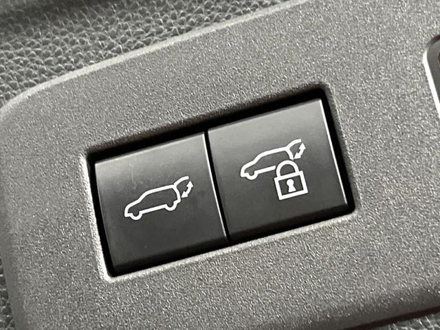 ランドクルーザー２５０ ＶＸ　禁煙　サンルーフ　純正１２型ディスプレイ　全周囲カメラ　ブラインドスポットモニター　レーダークルーズ　デジタルミラー　黒革　シートベンチレーション　丸目ＬＥＤヘッド　純正１８インチアルミ　ＥＴＣ（65枚目）