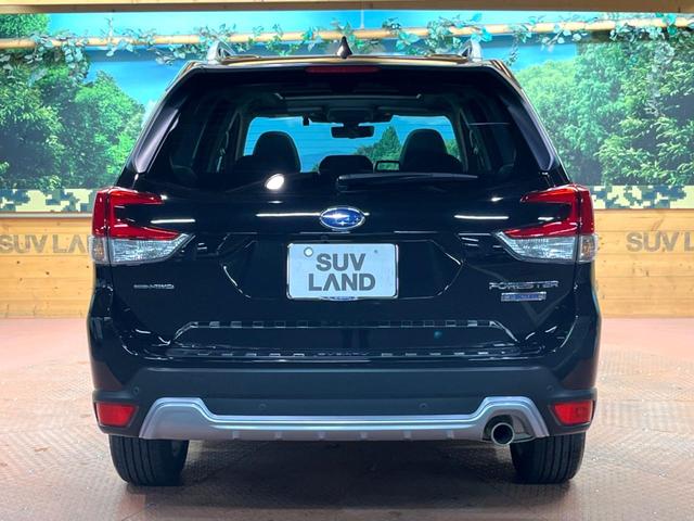 安心の最長１０年・走行無制限保証（有償）をご用意。保証内容も充実はもちろん、無料点検＆オイル交換や、年中無休の全国・２４時間ロードサービスも付帯されておりますのでご安心下さい。