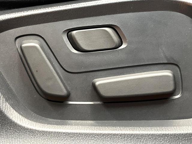 CX-8 25T プロアクティブ 4WD 全周囲カメラ 衝突被害軽減システム 禁煙車 電動リアゲート パワーシート コーナーセンサー スマートキー LEDヘッド ルーフレール ETC 純正19インチアルミ 車線逸脱警報 オートライト(33枚目)