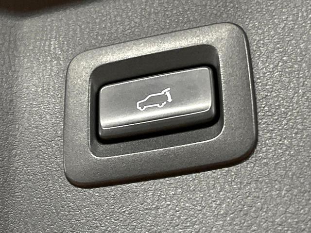 CX-8 25T プロアクティブ 4WD 全周囲カメラ 衝突被害軽減システム 禁煙車 電動リアゲート パワーシート コーナーセンサー スマートキー LEDヘッド ルーフレール ETC 純正19インチアルミ 車線逸脱警報 オートライト(65枚目)