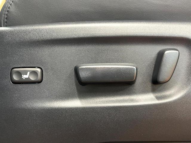 アルファード ２．５Ｓ　Ｃパッケージ　モデリスタエアロ　サンルーフ　フリップダウン　純正９型ナビ　バックカメラ　レーダークルーズ　セーフティセンス　両側パワスラ　ベンチレーション　三眼ＬＥＤヘッド　純正１８インチアルミ　ＥＴＣ　禁煙車（29枚目）