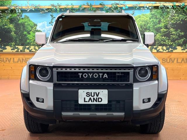 ランドクルーザー２５０ ＶＸ　サンルーフ　丸目ヘッド　純正１２型ナビ　全周囲カメラ　レーダークルーズ　セーフティセンス　ブラインドスポットモニター　デジタルミラー　ベンチレーション　黒革シート　純正１８インチアルミ　禁煙車　ＥＴＣ（16枚目）