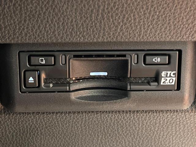 ランドクルーザー２５０ ＶＸ　サンルーフ　丸目ヘッド　純正１２型ナビ　全周囲カメラ　レーダークルーズ　セーフティセンス　ブラインドスポットモニター　デジタルミラー　ベンチレーション　黒革シート　純正１８インチアルミ　禁煙車　ＥＴＣ（40枚目）