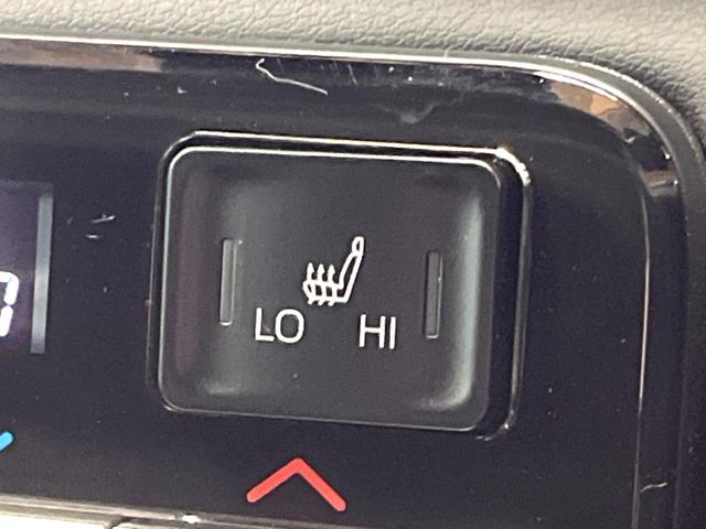 ヴォクシー Ｓ－Ｚ　両側電動ドア　バックカメラ　衝突被害軽減システム　禁煙車　ハーフレザーシート　ドラレコ　コーナーセンサー　スマートキー　ＬＥＤヘッド　ＥＴＣ２．０　純正１７インチアルミ　オートハイビーム（6枚目）