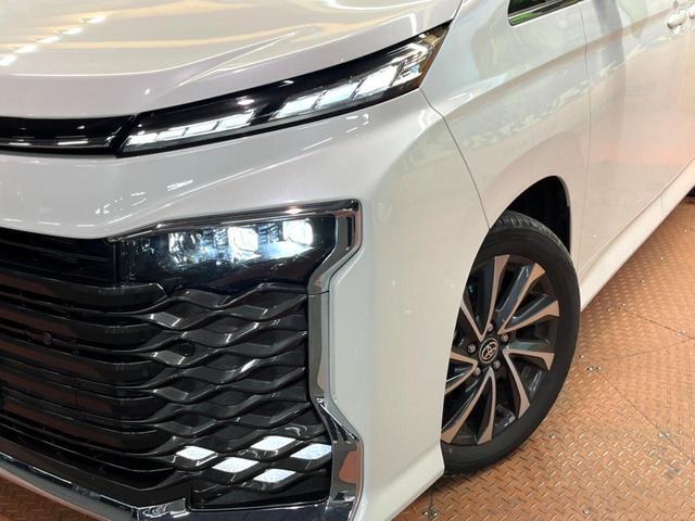 ヴォクシー Ｓ－Ｚ　両側電動ドア　バックカメラ　衝突被害軽減システム　禁煙車　ハーフレザーシート　ドラレコ　コーナーセンサー　スマートキー　ＬＥＤヘッド　ＥＴＣ２．０　純正１７インチアルミ　オートハイビーム（13枚目）