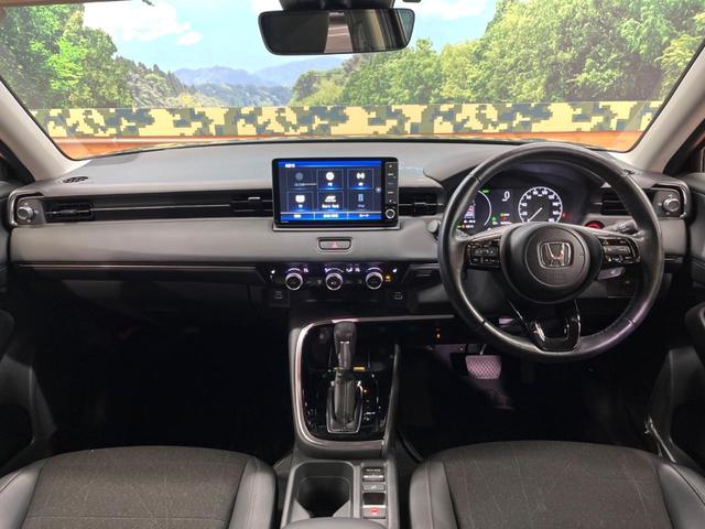 ヴェゼル ｅ：ＨＥＶ　Ｚ　純正９型ナビ　バックカメラ　ブラインドスポットモニター　レーダークルーズ　クリアランスソナー　電動リアゲート　ハーフレザー　シートヒーター　ＬＥＤヘッド　ＥＴＣ　純正１８インチアルミ（2枚目）