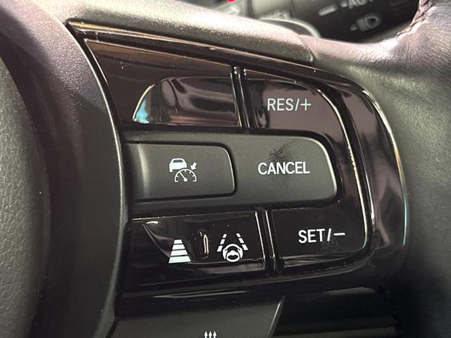 ヴェゼル ｅ：ＨＥＶ　Ｚ　純正９型ナビ　バックカメラ　ブラインドスポットモニター　レーダークルーズ　クリアランスソナー　電動リアゲート　ハーフレザー　シートヒーター　ＬＥＤヘッド　ＥＴＣ　純正１８インチアルミ（6枚目）