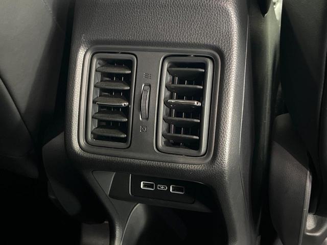 ヴェゼル ｅ：ＨＥＶ　Ｚ　純正９型ナビ　バックカメラ　ブラインドスポットモニター　レーダークルーズ　クリアランスソナー　電動リアゲート　ハーフレザー　シートヒーター　ＬＥＤヘッド　ＥＴＣ　純正１８インチアルミ（60枚目）