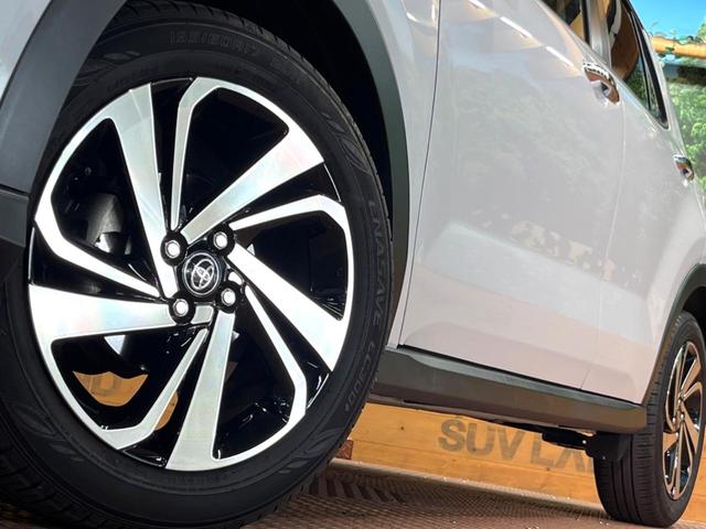 ライズ Ｚ　禁煙　純正ディスプレイ　全周囲カメラ　スマートアシスト　ブラインドスポットモニター　レーダークルーズ　シートヒーター　ＬＥＤヘッド　クリアランスソナー　純正１７インチアルミ　ＥＴＣ（14枚目）