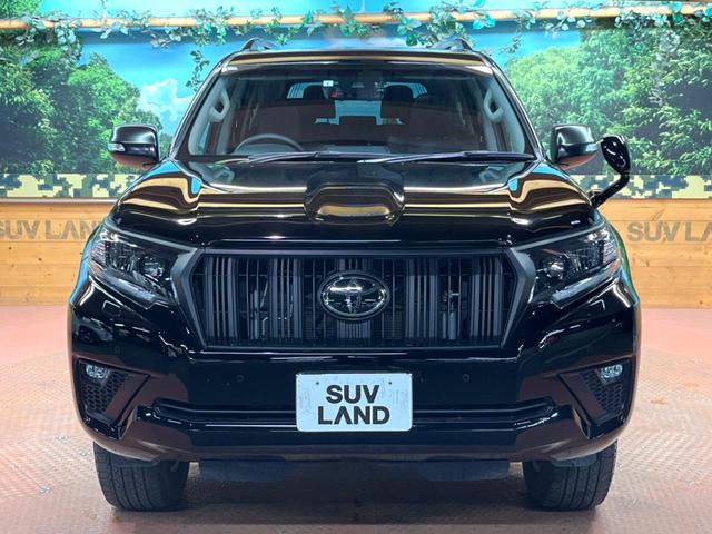 ランドクルーザープラド ＴＸ　Ｌパッケージ　マットブラックエディション　禁煙　７人　サンルーフ　純正９型ナビ　バックカメラ　レーダークルーズ　ＬＥＤヘッド　オートハイビーム　黒革　パワーシート　シートベンチレーション　純正１８インチアルミ　ＥＴＣ　ルーフレール（16枚目）