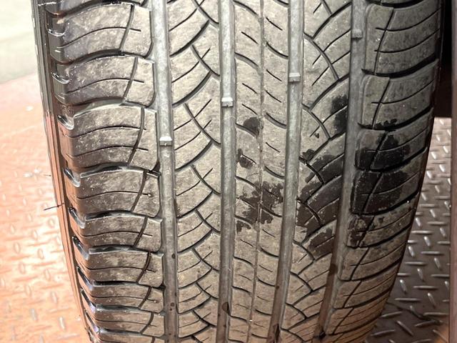 ランドクルーザープラド ＴＸ　Ｌパッケージ　マットブラックエディション　禁煙　７人　サンルーフ　純正９型ナビ　バックカメラ　レーダークルーズ　ＬＥＤヘッド　オートハイビーム　黒革　パワーシート　シートベンチレーション　純正１８インチアルミ　ＥＴＣ　ルーフレール（28枚目）