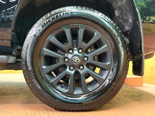 ランドクルーザープラド ＴＸ　Ｌパッケージ　マットブラックエディション　禁煙　７人　サンルーフ　純正９型ナビ　バックカメラ　レーダークルーズ　ＬＥＤヘッド　オートハイビーム　黒革　パワーシート　シートベンチレーション　純正１８インチアルミ　ＥＴＣ　ルーフレール（29枚目）