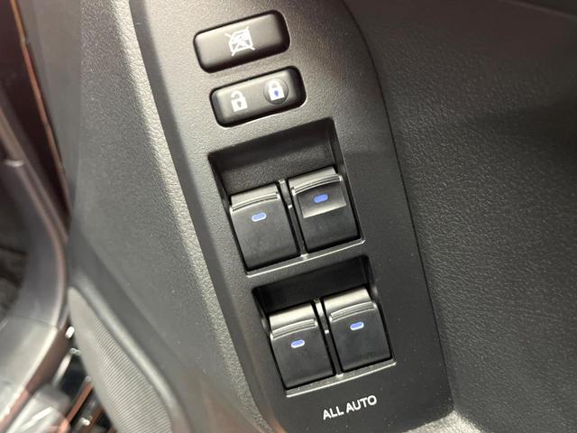 ランドクルーザープラド ＴＸ　Ｌパッケージ　マットブラックエディション　禁煙　７人　サンルーフ　純正９型ナビ　バックカメラ　レーダークルーズ　ＬＥＤヘッド　オートハイビーム　黒革　パワーシート　シートベンチレーション　純正１８インチアルミ　ＥＴＣ　ルーフレール（33枚目）