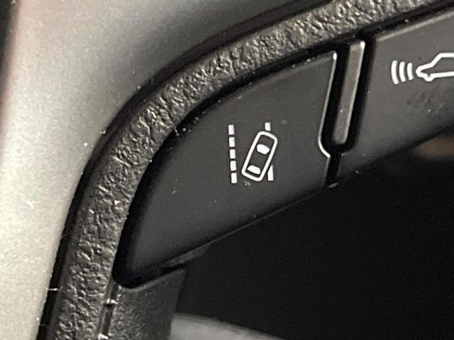 ランドクルーザープラド ＴＸ　Ｌパッケージ　マットブラックエディション　禁煙　７人　サンルーフ　純正９型ナビ　バックカメラ　レーダークルーズ　ＬＥＤヘッド　オートハイビーム　黒革　パワーシート　シートベンチレーション　純正１８インチアルミ　ＥＴＣ　ルーフレール（42枚目）