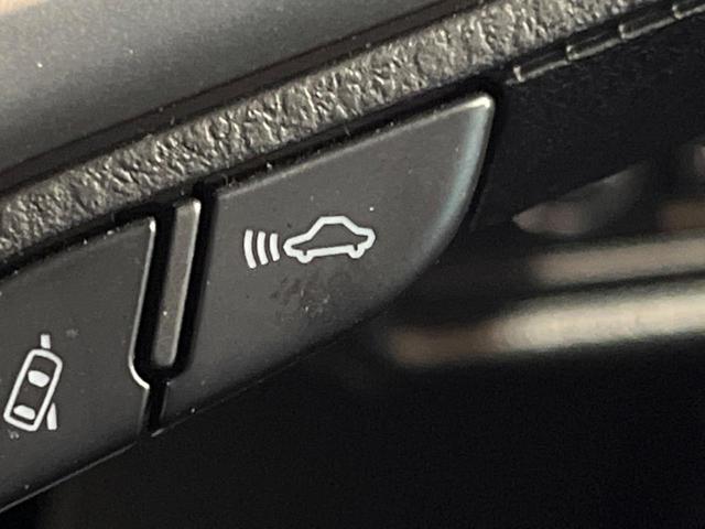 ランドクルーザープラド ＴＸ　Ｌパッケージ　マットブラックエディション　禁煙　７人　サンルーフ　純正９型ナビ　バックカメラ　レーダークルーズ　ＬＥＤヘッド　オートハイビーム　黒革　パワーシート　シートベンチレーション　純正１８インチアルミ　ＥＴＣ　ルーフレール（43枚目）