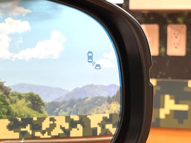 オデッセイハイブリッド e:HEVアブソルート・EXブラックエディション 禁煙 純正10型ナビ 全周囲カメラ ブラインドスポットモニター レーダークルーズ 両側電動ドア 電動リアゲート 黒革 シートヒーター LEDヘッド クリアランスソナー 純正18インチアルミ ETC(5枚目)