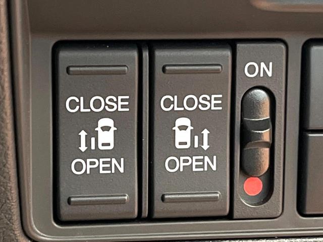 オデッセイハイブリッド e:HEVアブソルート・EXブラックエディション 禁煙 純正10型ナビ 全周囲カメラ ブラインドスポットモニター レーダークルーズ 両側電動ドア 電動リアゲート 黒革 シートヒーター LEDヘッド クリアランスソナー 純正18インチアルミ ETC(7枚目)