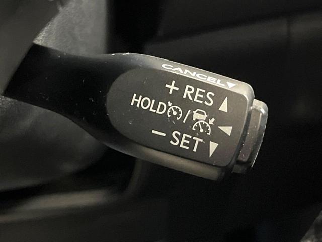 ハリアー プログレス　禁煙　モデリスタエアロ　ＪＢＬサウンド　メーカーナビ　全周囲カメラ　セーフティセンス　レーダークルーズ　電動リアゲート　ＬＥＤヘッド　オートハイビーム　ハーフレザーシート　純正１８インチアルミ　ＥＴＣ（8枚目）