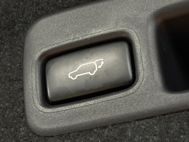 ハリアー プログレス　禁煙　モデリスタエアロ　ＪＢＬサウンド　メーカーナビ　全周囲カメラ　セーフティセンス　レーダークルーズ　電動リアゲート　ＬＥＤヘッド　オートハイビーム　ハーフレザーシート　純正１８インチアルミ　ＥＴＣ（61枚目）