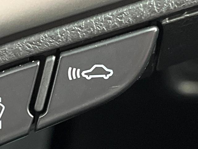 ランドクルーザープラド TX Lパッケージ マットブラックエディション 禁煙車 サンルーフ 9型ナビフルセグ 衝突軽減装置 レーダークルーズ レーンキープ オートハイビーム シートベンチレーション パワーシート ダウンヒルアシスト Bluetooth バックカメラ ETC(6枚目)