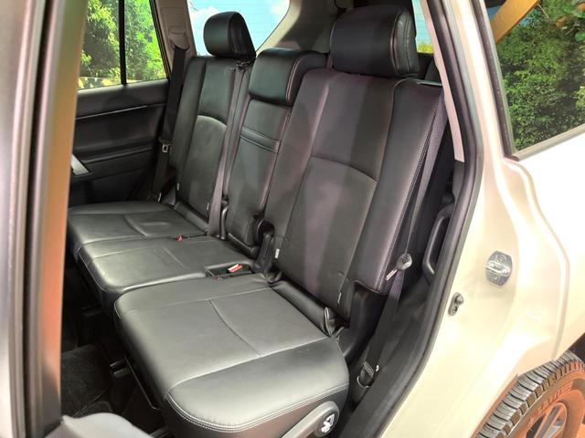 ランドクルーザープラド TX Lパッケージ マットブラックエディション 禁煙車 サンルーフ 9型ナビフルセグ 衝突軽減装置 レーダークルーズ レーンキープ オートハイビーム シートベンチレーション パワーシート ダウンヒルアシスト Bluetooth バックカメラ ETC(24枚目)