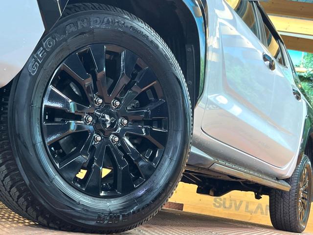 トライトン ＧＳＲ　禁煙車　９型ディスプレイ　全周囲カメラ　レーダークルーズ　ブラインドスポットモニター　シートヒーター　パワーシート　ステアリングヒーター　ＬＥＤヘッド　純正１８インチアルミ　ＥＴＣ　スマートキー（15枚目）