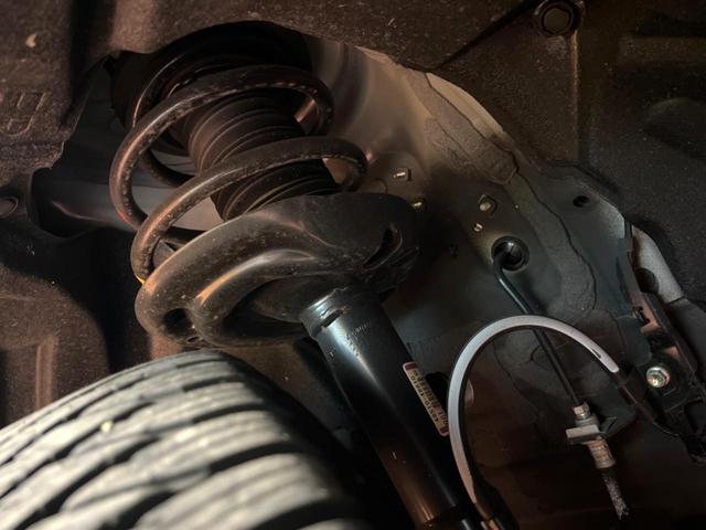 ハリアー Ｚ　禁煙　モデリスタエアロ　ＪＢＬサウンド　純正１２型ディスプレイ　全周囲カメラ　ブラインドスポットモニター　レーダークルーズ　デジタルミラー　電動リアゲート　ＬＥＤヘッド　純正１９インチアルミ　ＥＴＣ（21枚目）