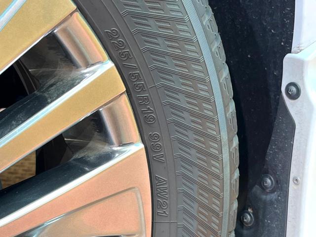 ハリアー Ｚ　禁煙　モデリスタエアロ　ＪＢＬサウンド　純正１２型ディスプレイ　全周囲カメラ　ブラインドスポットモニター　レーダークルーズ　デジタルミラー　電動リアゲート　ＬＥＤヘッド　純正１９インチアルミ　ＥＴＣ（29枚目）