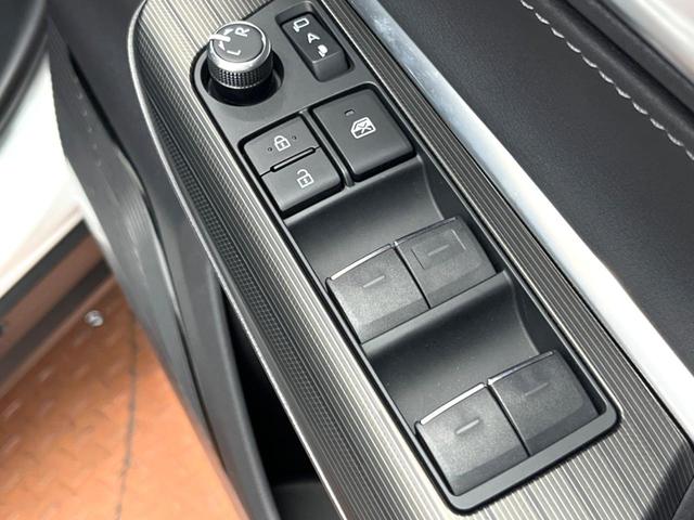 ハリアー Ｚ　禁煙　モデリスタエアロ　ＪＢＬサウンド　純正１２型ディスプレイ　全周囲カメラ　ブラインドスポットモニター　レーダークルーズ　デジタルミラー　電動リアゲート　ＬＥＤヘッド　純正１９インチアルミ　ＥＴＣ（32枚目）